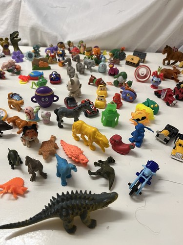 Figuren autos tiere - Ü-ei,